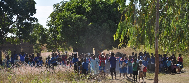 Blog-May10-Childrenwelcoming