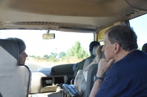 Blog-May10-Chris&NormaDiscussonthebus